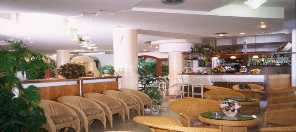 Hotel Baia Santa Barbara Rodi Garganico Exterior foto